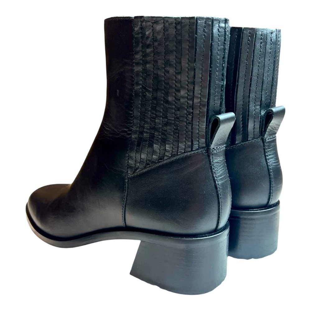 DV Dolce Vita Women's Delilah Block Heel Ankle Bootie 8.5 New